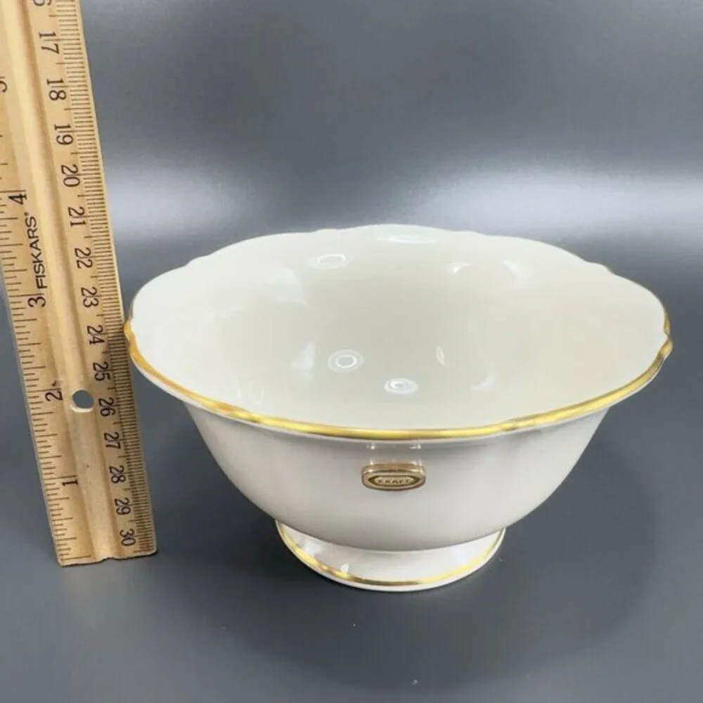 Pickard RICHMOND Footes‎ Ivory Porcelain Dish Bowl Gold Trim Kraft Medallion USA